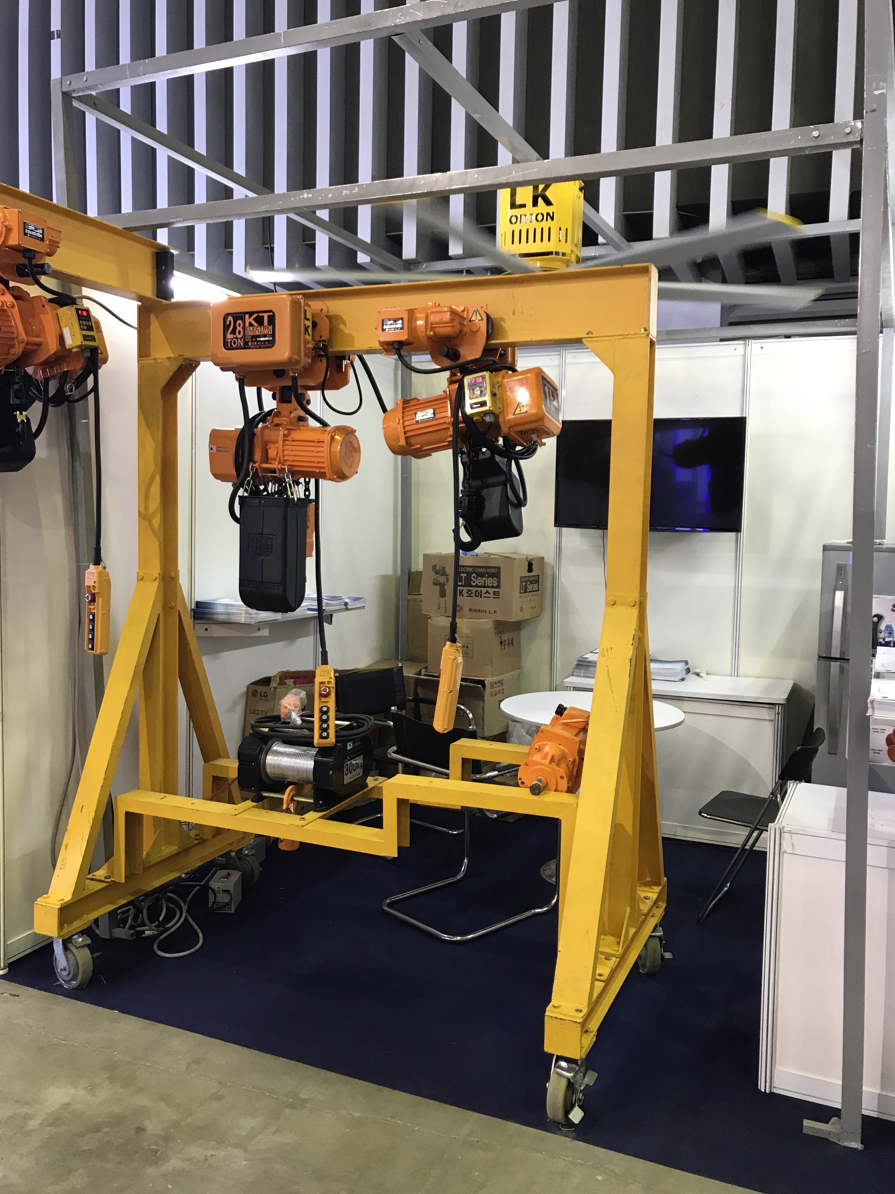 PA LĂNG XÍCH ĐIỆN LK 2.8 TẤN 