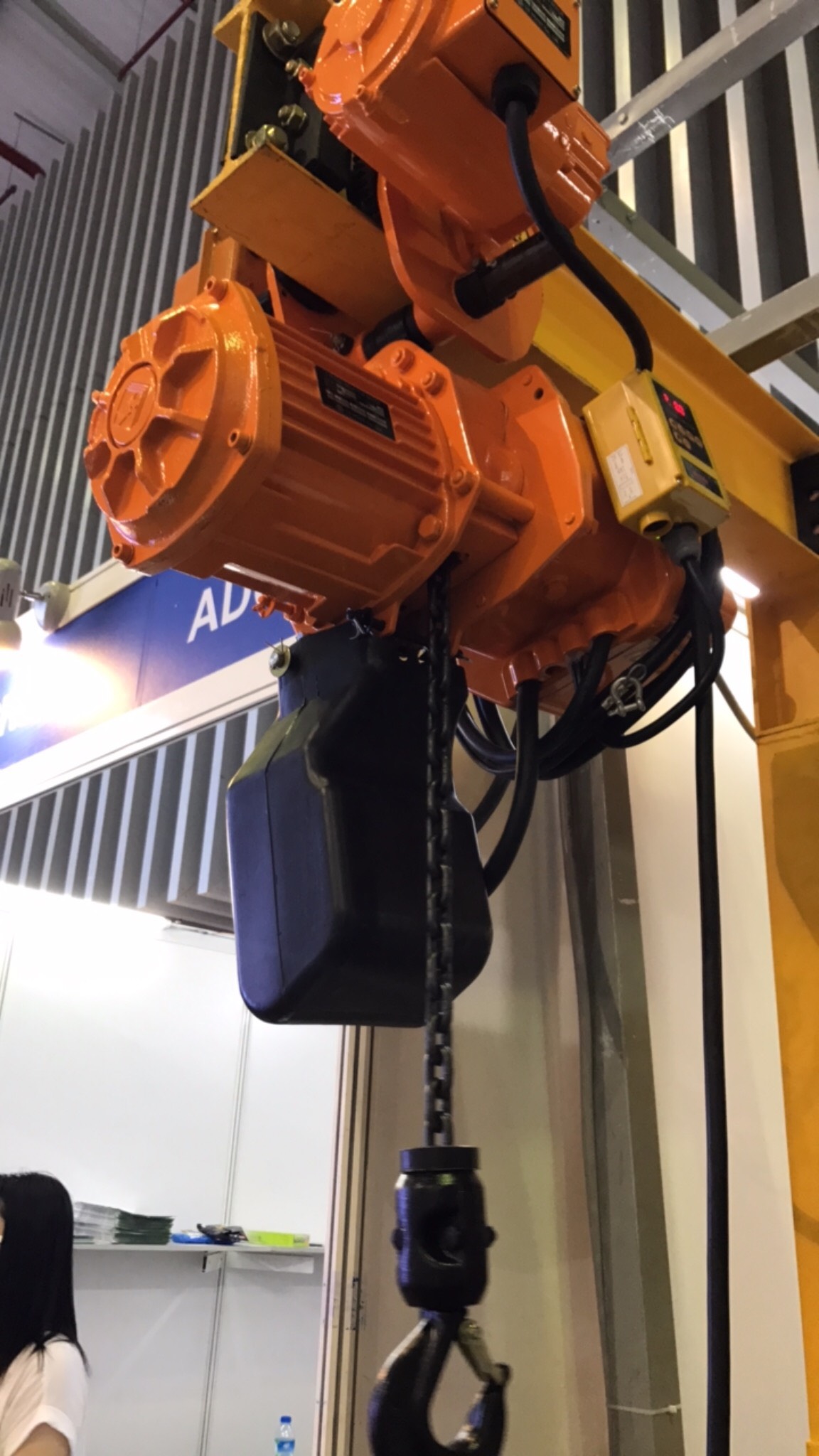 PA LĂNG XÍCH ĐIỆN LK 1 TẤN 