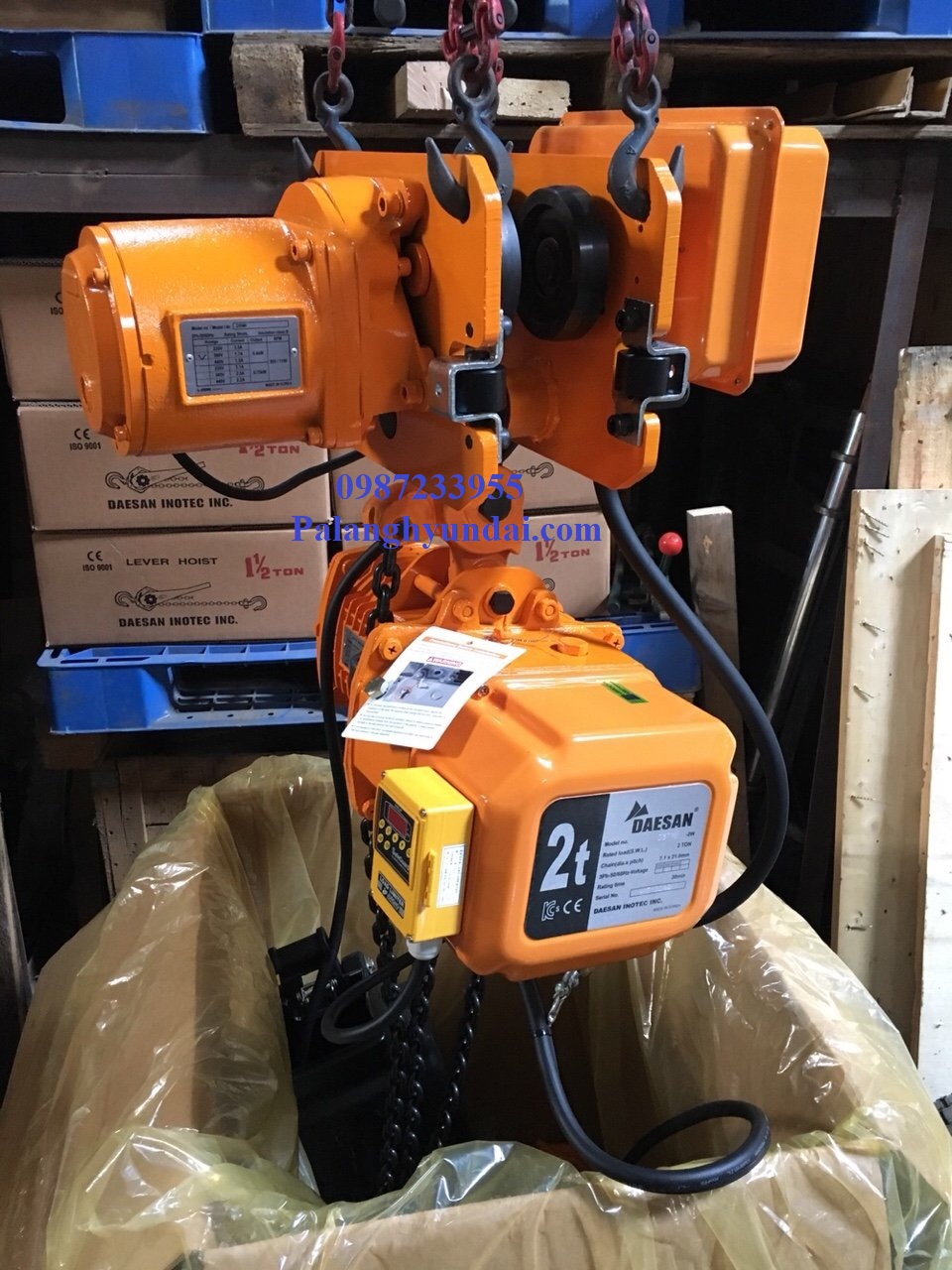 PA LĂNG XÍCH ĐIỆN DAESAN 2 TẤN DI CHUYỂN