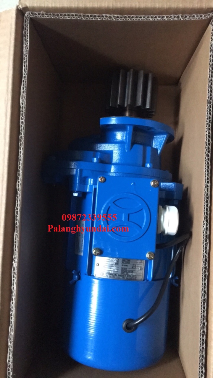 MOTOR DẦM BIÊN HYUNDAI 1.5KW X 4P