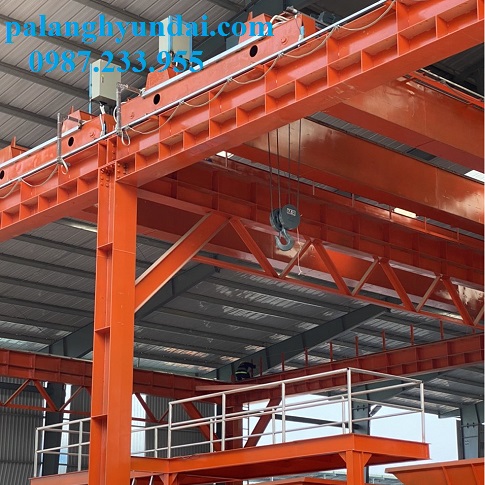 CẦU TRỤC DẦM ĐÔI 7.5 TẤN